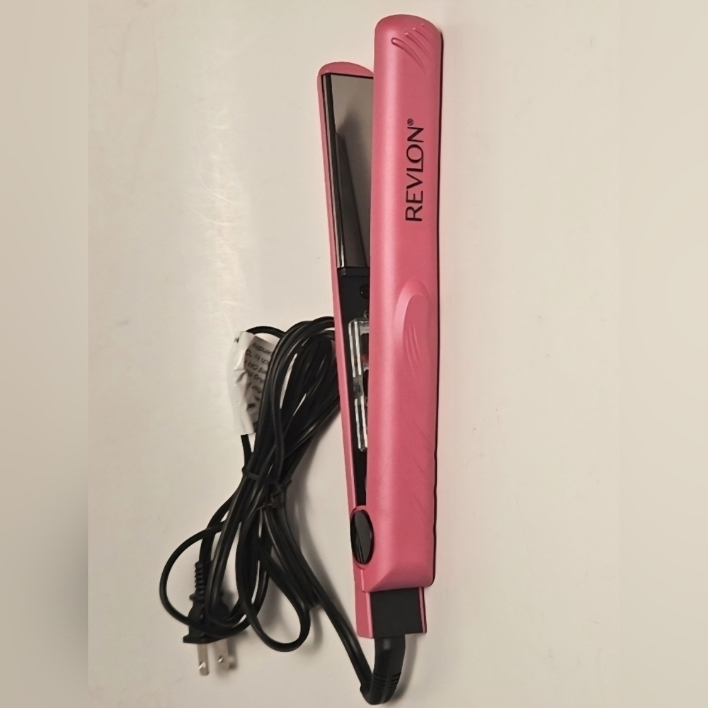 Revlon 1โ Titanium Flat Iron Hair Straightener 30 Heat Settings Pink